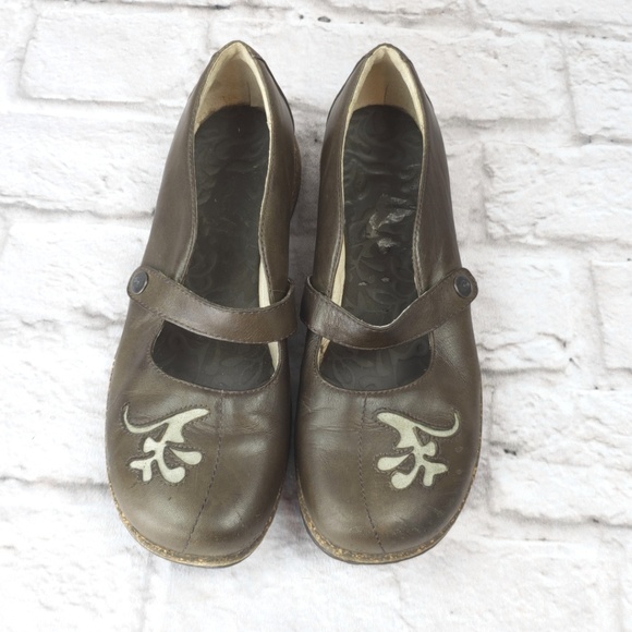 Teva Shoes - Teva Brown Leather Ventura Mary Janes Cork Sole